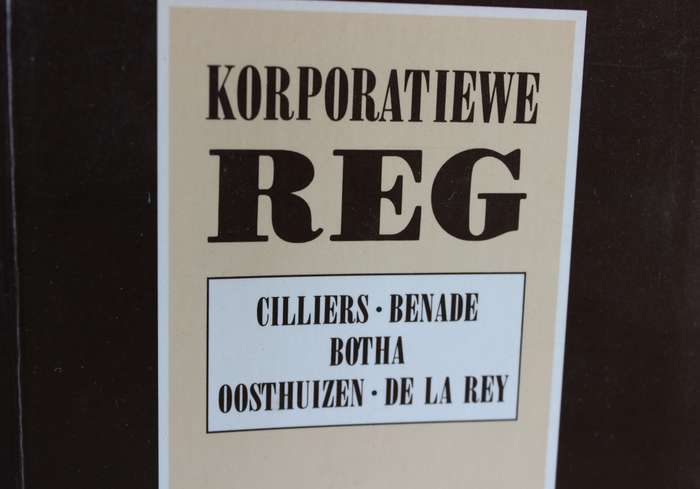 KORPORATIEWE REG. H.S. Cilliers en M.L. Benade.