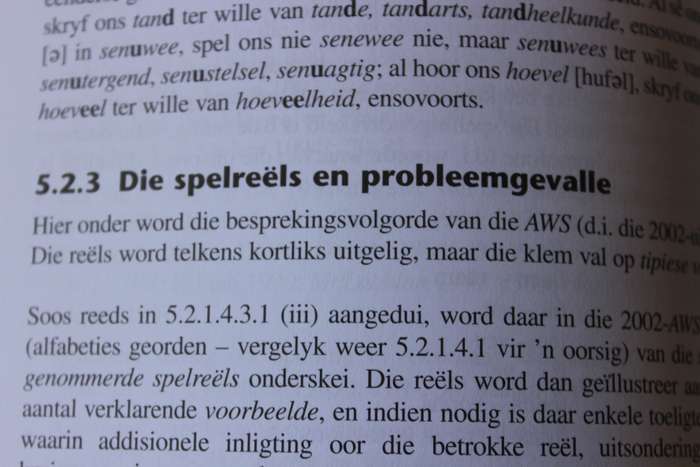 NORME VIR AFRIKAANS (Enkele riglyne by die gebruik van Afrkaans)  deur W. A. M. Carstens