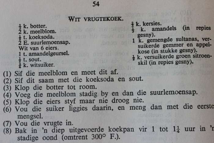 KOS EN KOOKKUNS (Die Huisvrou se Gids) Departement van Landbou (Uitbreidingsreek No 11)