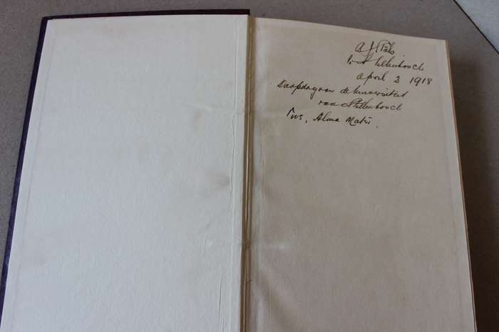 GEDENKBOEK VAN HET VICTORIA-KOLLEGE (Stellenbosch) Redaksie-Kommissie N.J. Brimmer, J.J. Smith  1918