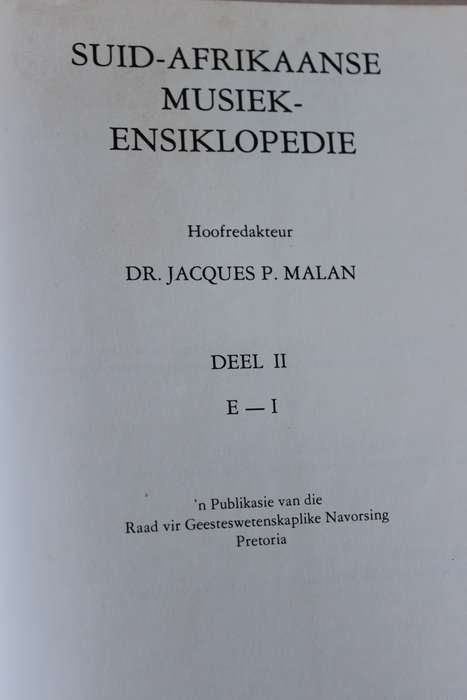 SUID-AFRIKAANSE MUSIEK-ENSIKLOPEDIE Deel II E - I  Hoofredakteur: Dr Jacques P Malan