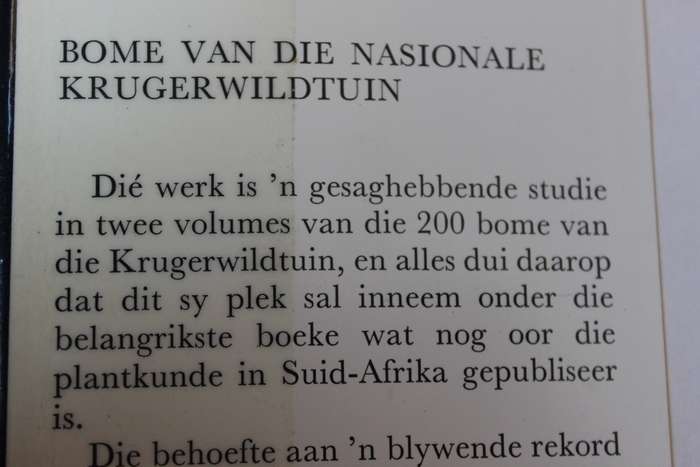 BOME VAN DIE NASIONALE KRUGERWILDTUIN  2 DELE  deur P. van Wyk