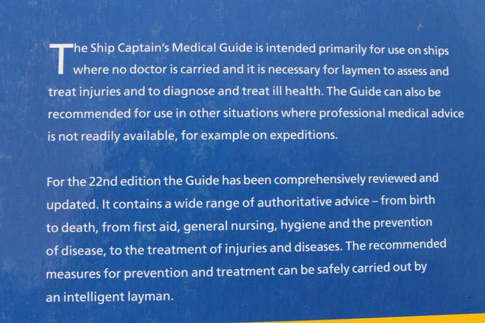 THE SHIP CAPTAIN'S MEDICAL GUIDE 22ND EDITION  by Maritime and Coastguard Agency 1999