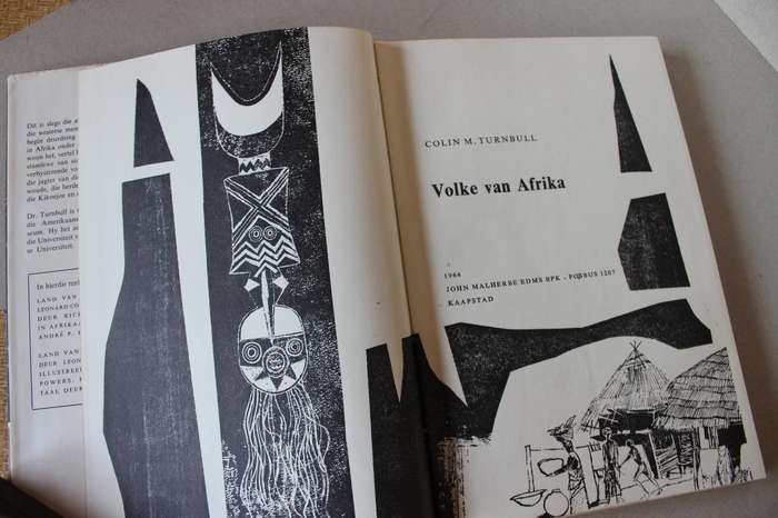 VOLKE VAN AFRIKA  deur Colin Turnbull  Afrikaanse vertaling deur Andre P. Brink