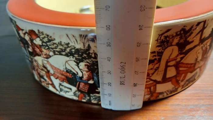 ASHTRAY LARGE MAGNIFICENT AND HEAVY - Vintage Porcelain Hand Made In Florentine Italy