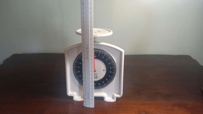 COLLECTION OF VINTAGE KITCHEN SCALES