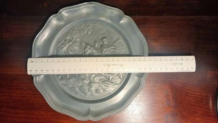 2 X VINTAGE GERMAN/DUCH PEWTER PLATE BEAUTIFUL 3D RAISED IMAGE.