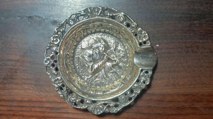 SMALL LITTLE SILVER PLATED ASHTRAY