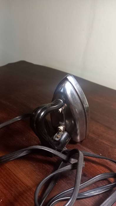 Miniture Iron