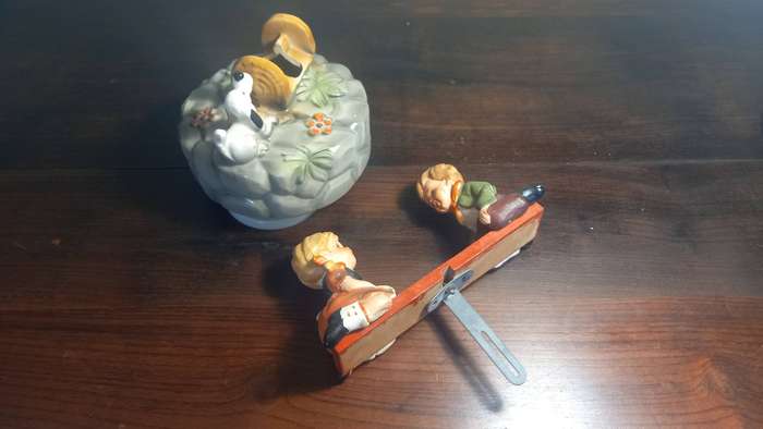 Vintage - Rotating Boy and Girl on Seesaw  - Music Box Plays Sound of Music KIMCO SUN FASHION BOY &