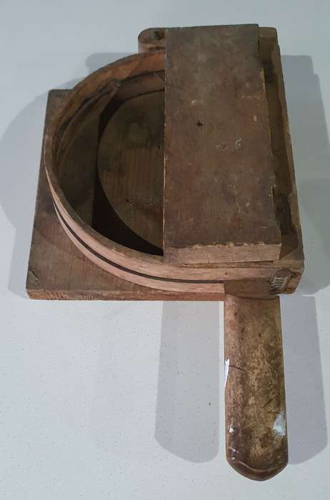 Vintage MARTA cutting tool as per photo