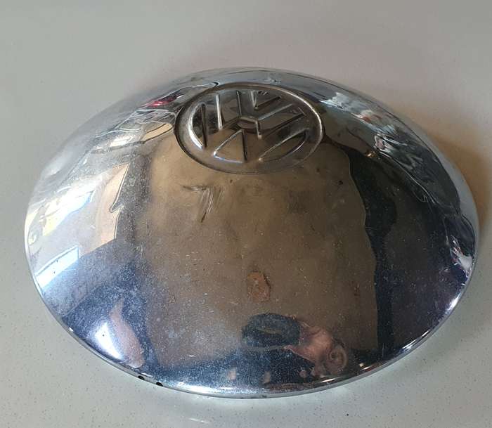 Vintage VW wheel hubcap as per photo