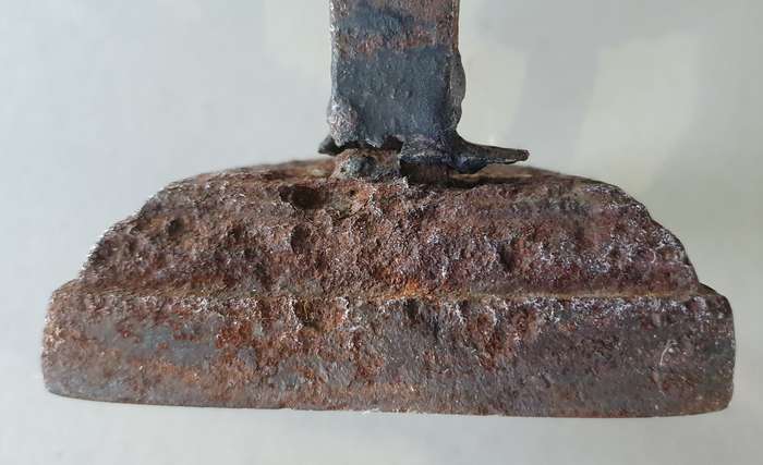 Vintage rusted cast iron, coal stove clothing Sad Iron (for door stop) as per photo