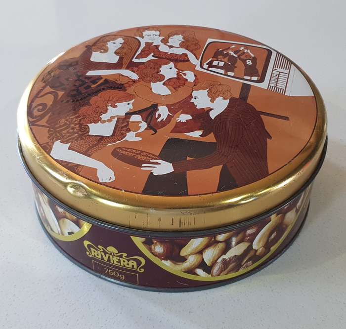 RIVIERA tin as per photos