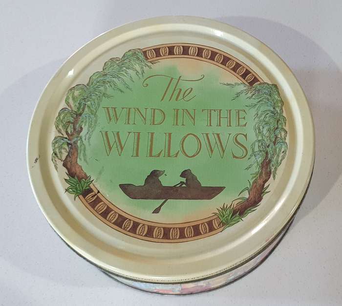 THE WIND IN THE WILLOWS tin as per photos