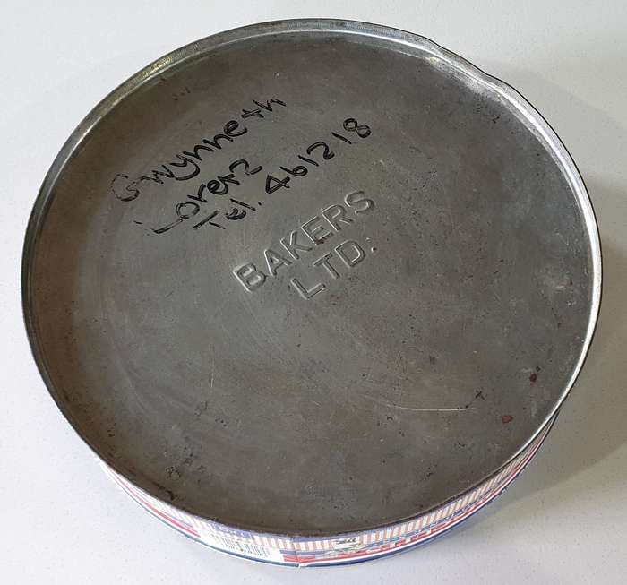 BAKERS biscuits tin as per photos