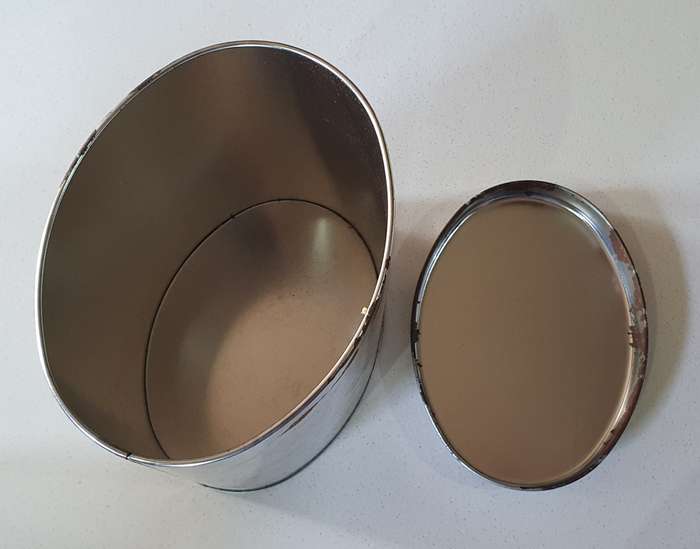 FIVE ROSES tea tin as per photos