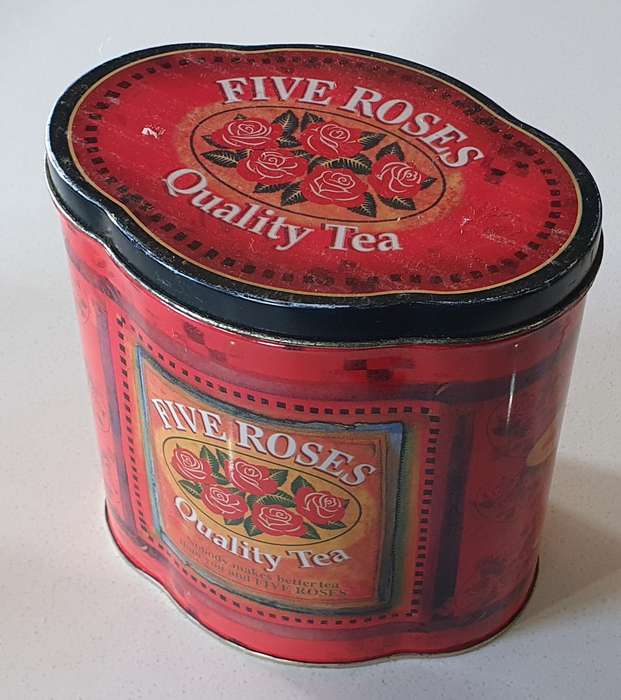FIVE ROSES tea tin as per photos