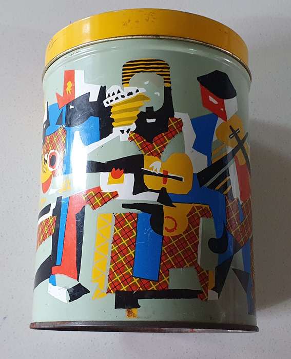 ARTY tin as per photos