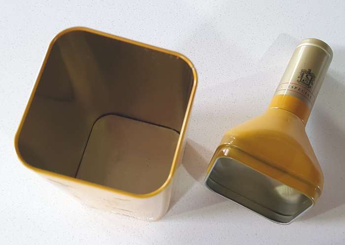 JOSE CUERVO tin as per photos