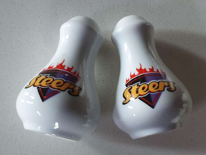 SALT and PEPPER SET - STEERS as per photo