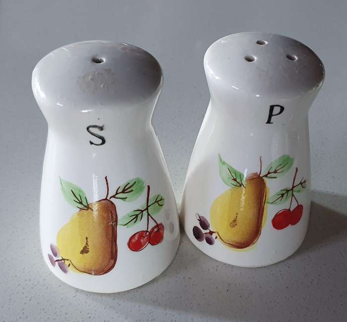 SALT and PEPPER SET - as per photo