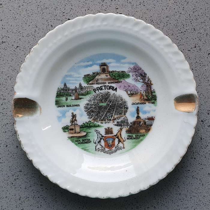 Hand painted VAN HUNKS ashtray plate of Pretoria - as per photo