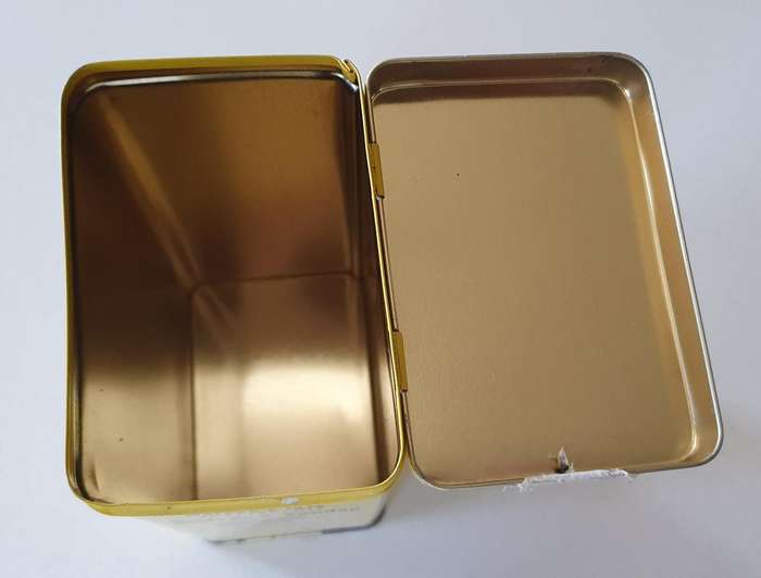 Maizena cornflour tin as per photo.