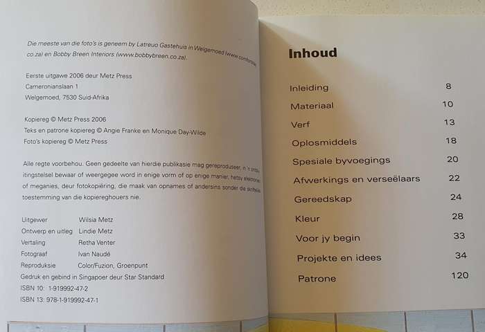 Kitskuns by Angie Franke and Monique Day-Wilde - soft cover book
