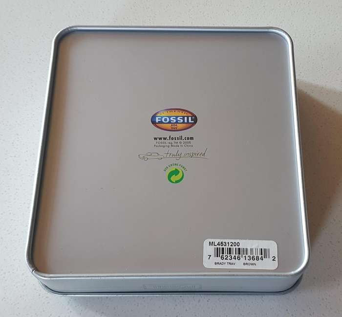 FOSSIL tin as per photos