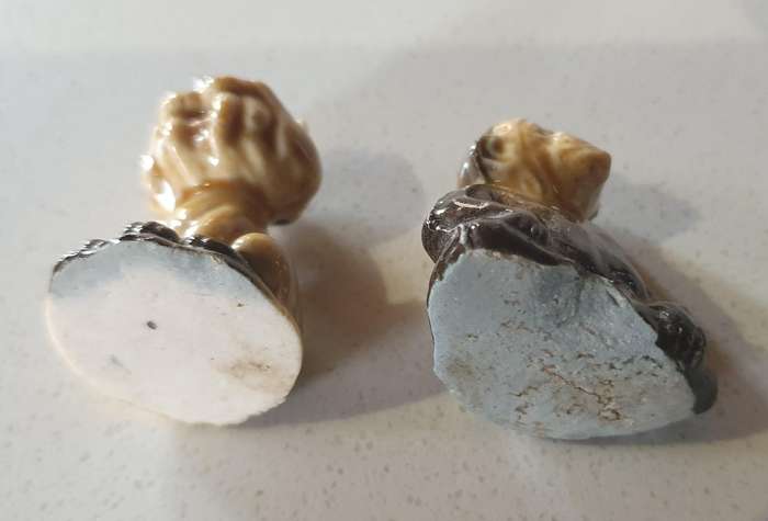 2 Miniature Wade ornament figures as per photo