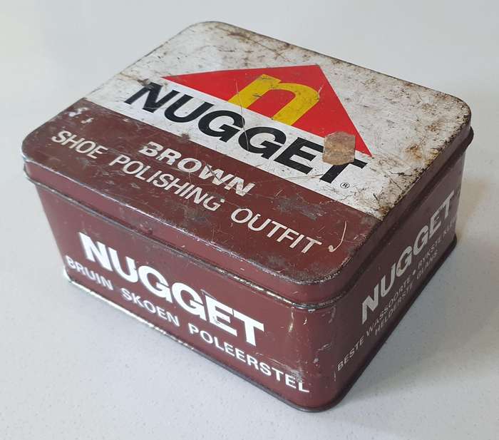 NUGGET brown shoe polishing outfit tin as per photos
