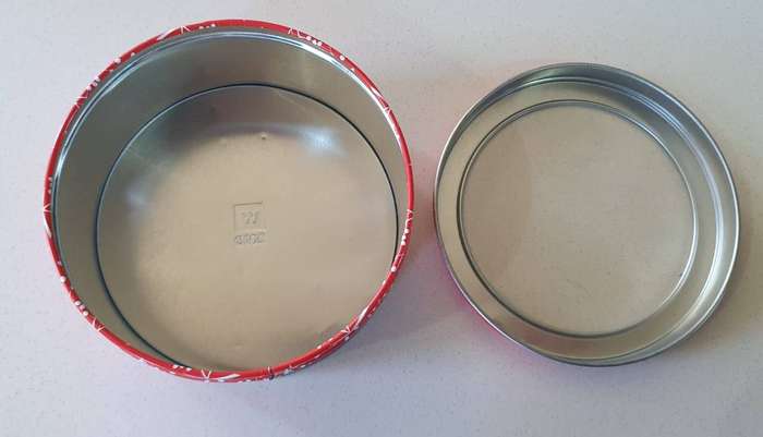 Red WOOLWORTHS tin as per photo