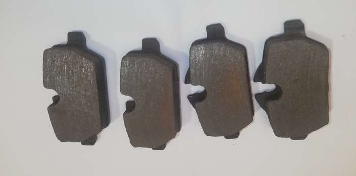 BMW 116i 118i 118D E81 & E87 2004-2008 FRONT BRAKE PADS SET