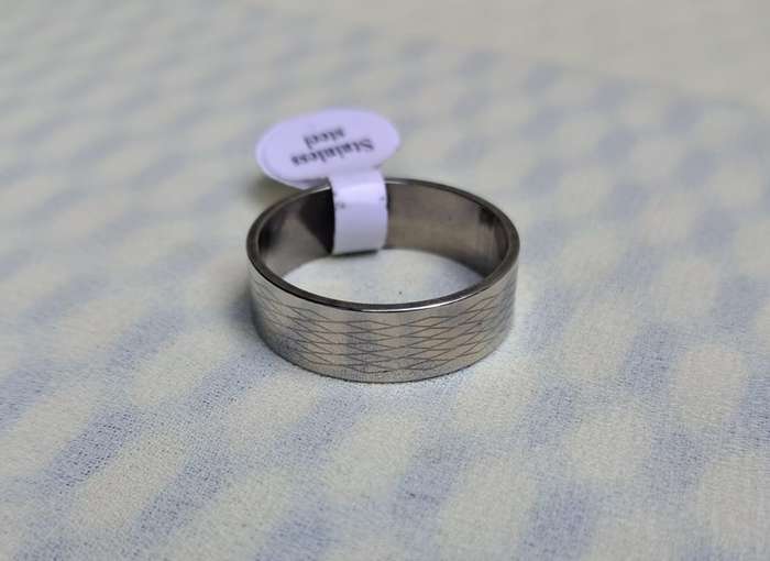 Silver Stainless Steel Ring Size 21 Diamond Pattern