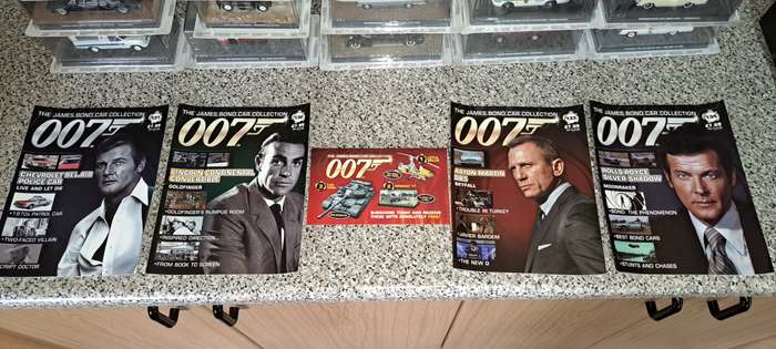 James Bond 007 - Full Set of 134 + 3 models