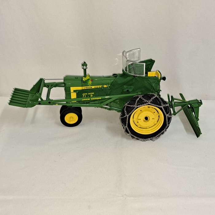 John Deere Tractor No 18  Tractor 720 +Blade 80 + Loader 45 - Classics Series - Scale 1/16