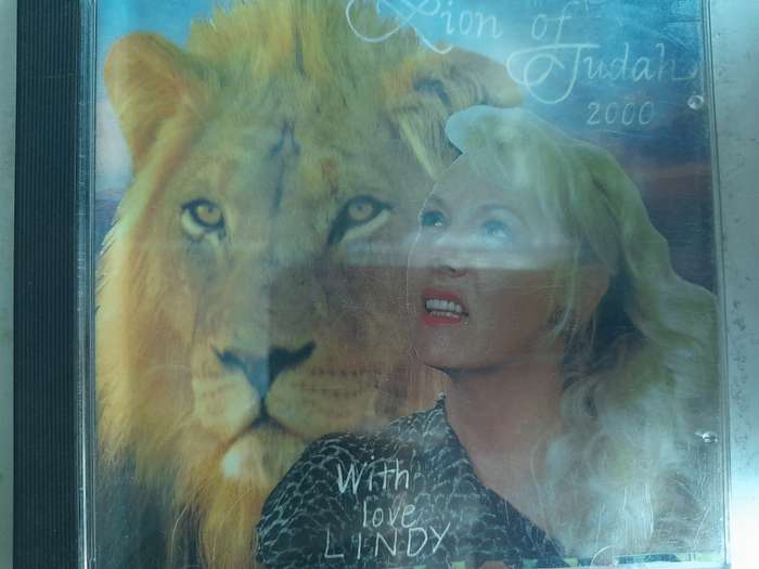 Lindy - Lion of Judah 2000