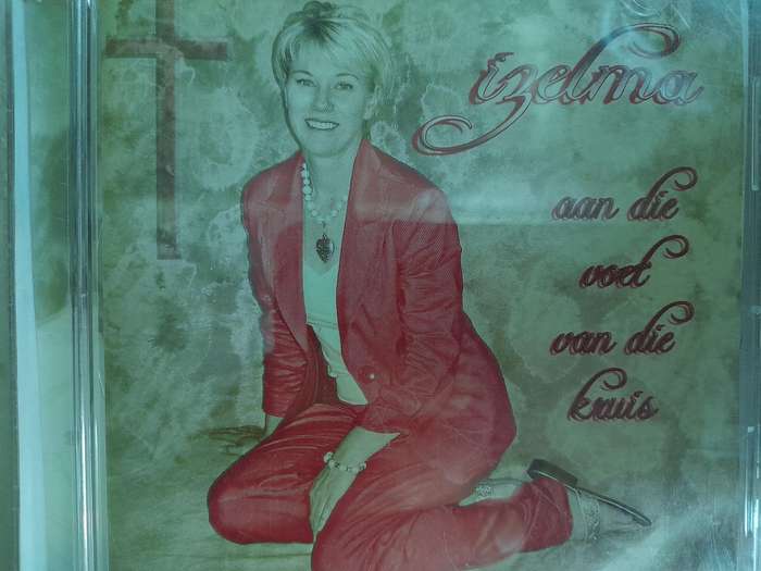 Izelma - Aan die voet van die kruis