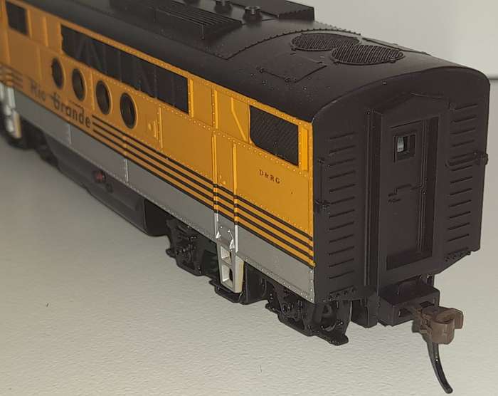 Railway: Locomotive - Rio Grande(HO Scale ) by Bachman
