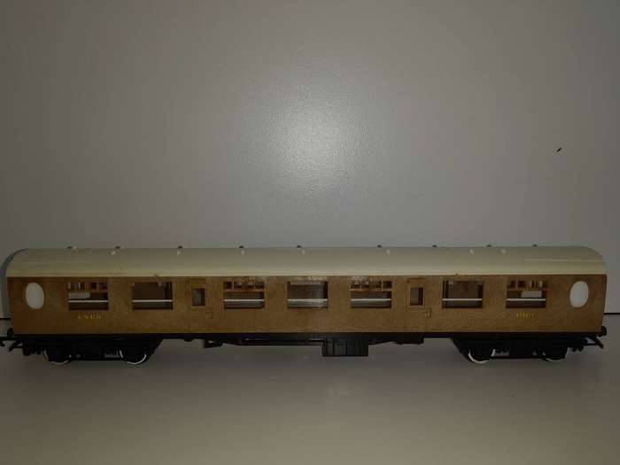 Railway: Couch (OO/HO Gauge)  by Hornby