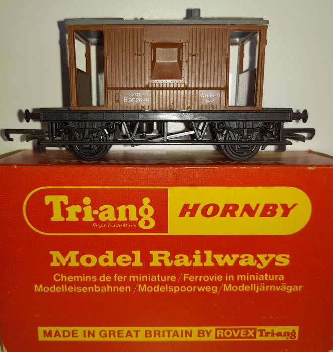 Railway: Guards Van (OO/HO Gauge) by Tri-ang/Hornby