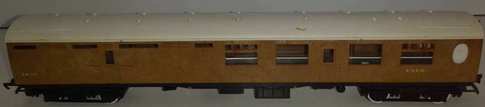 Railway: 3rd Coach (HO Gauge) by Tri-ang/Hornby