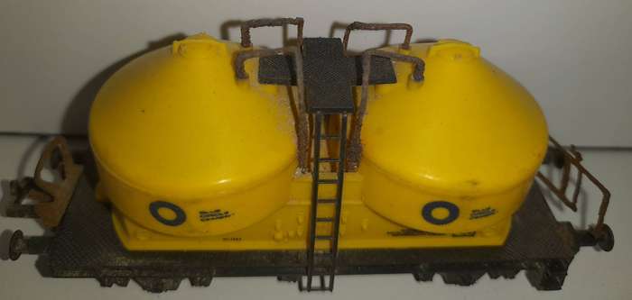 Railway: Rolling stock  (HO Scale) by Lima