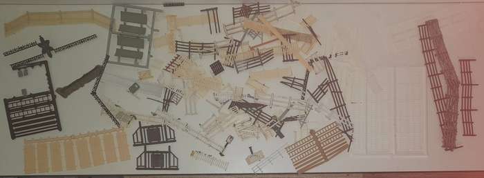 Railway: Fencing (Various) - HO Scale