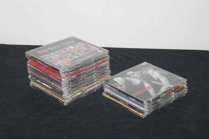 18 U2 Single cd's