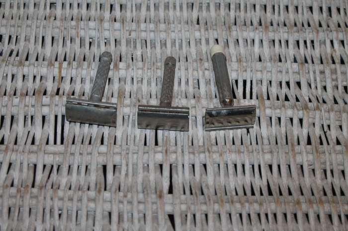 3 Metal Gillette Razors