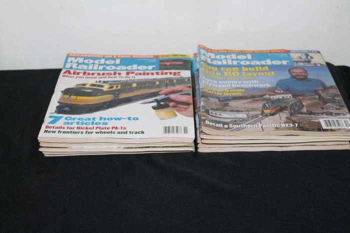 Model Railroader 12 Issues 1998