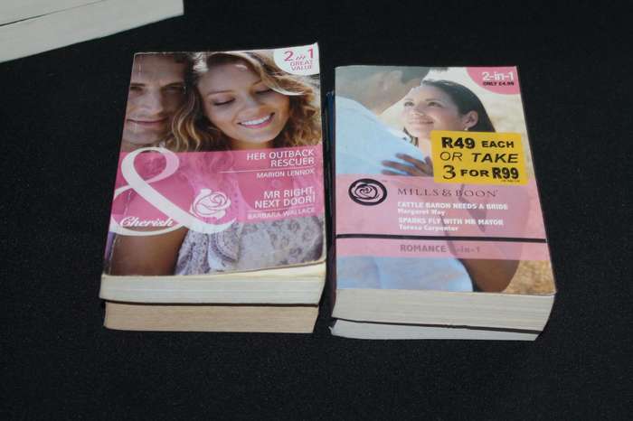 9 Mills and Boon 2 in 1 Stories