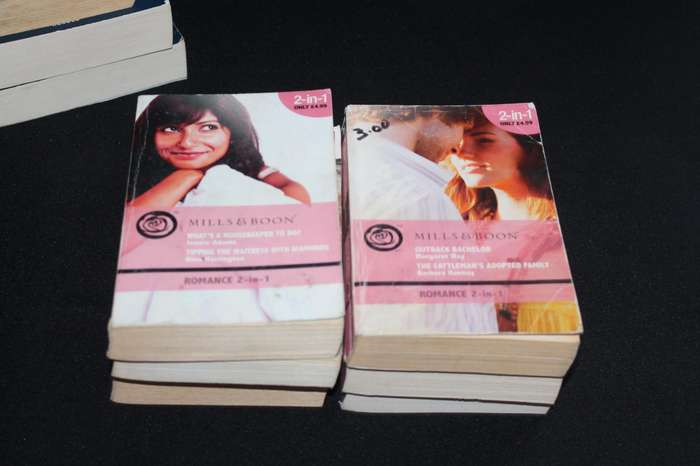 9 Mills and Boon 2 in 1 Stories